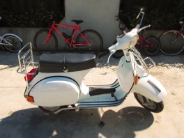 vespa-italy-piaggio-scooter